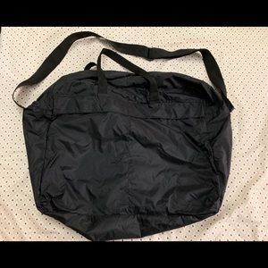 Uniqlo Pocketable Boston Bag